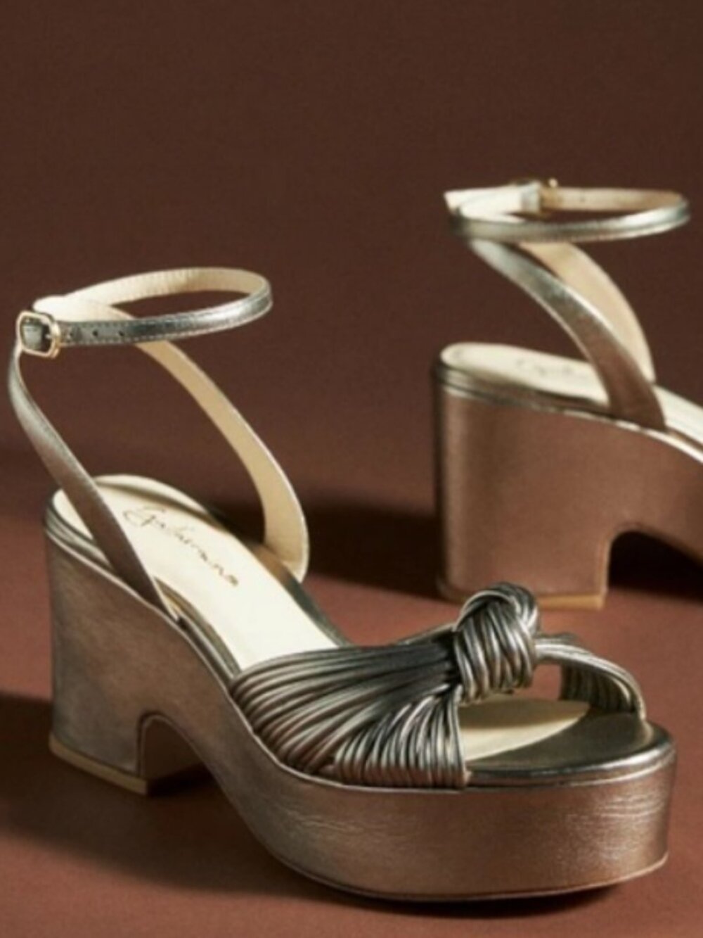 Guilhermina Chunky Knotted Metallic Platform Sandals sz 9